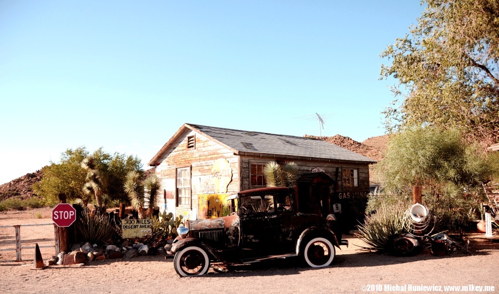 Gas station, Route 66