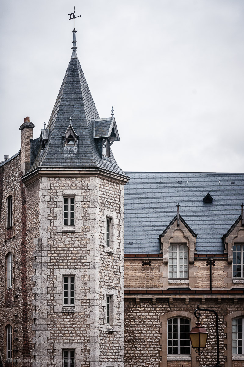 School of Chartres