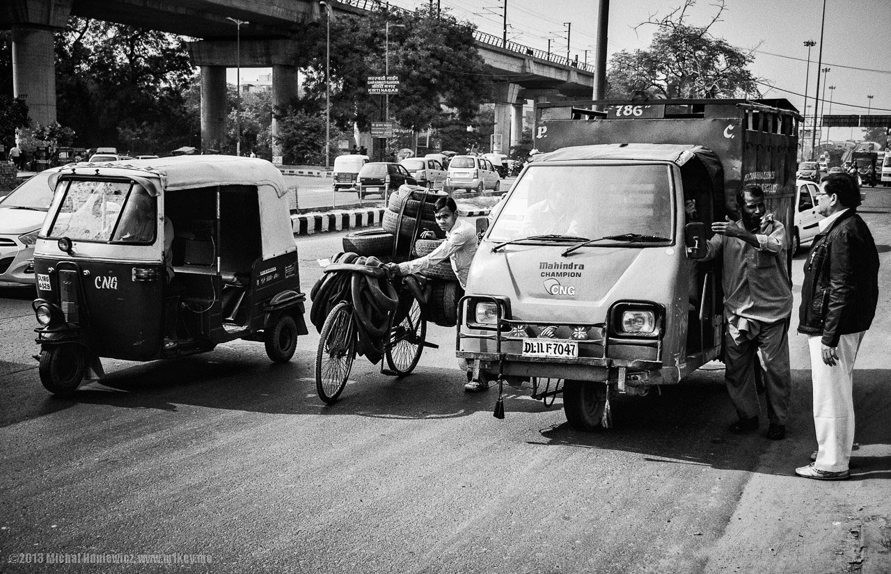 On the road to Kathputli