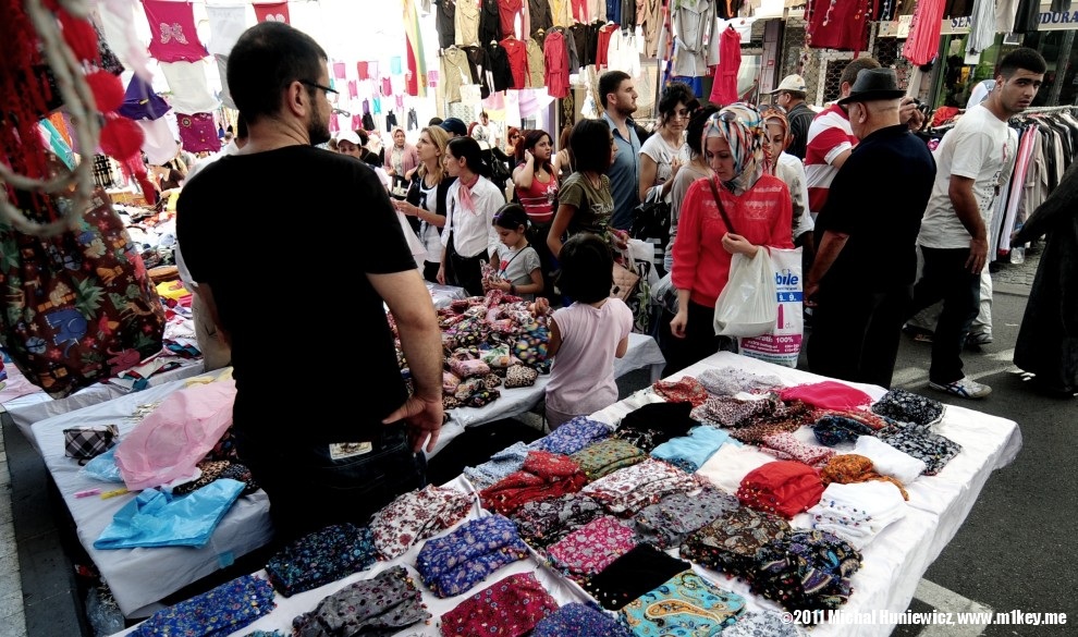 Bazaar on the Asian side