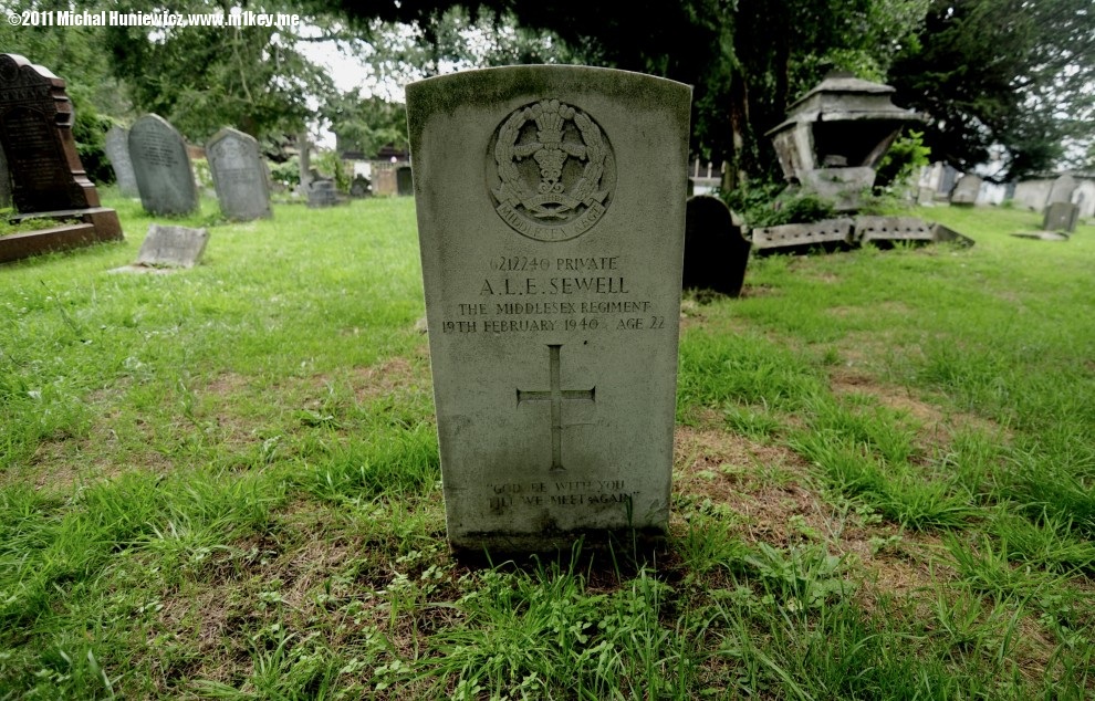 St Mary and Christ Graveyard